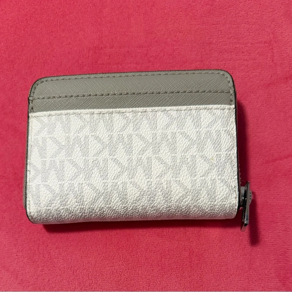 Michael Kors Two-Tone Card Holder - Picture 2 of 10